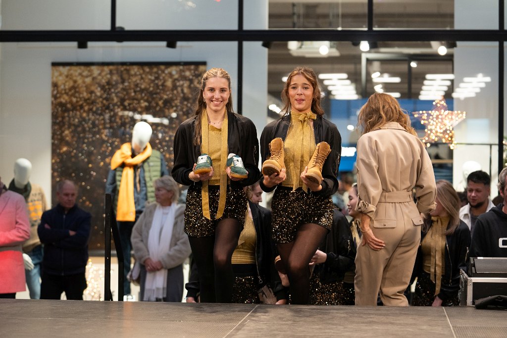 Modeshow 190.jpg